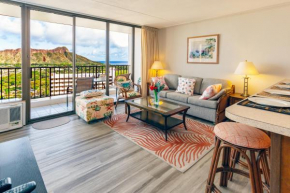 Ocean View Escape, Steps to Beach & Free Parking!